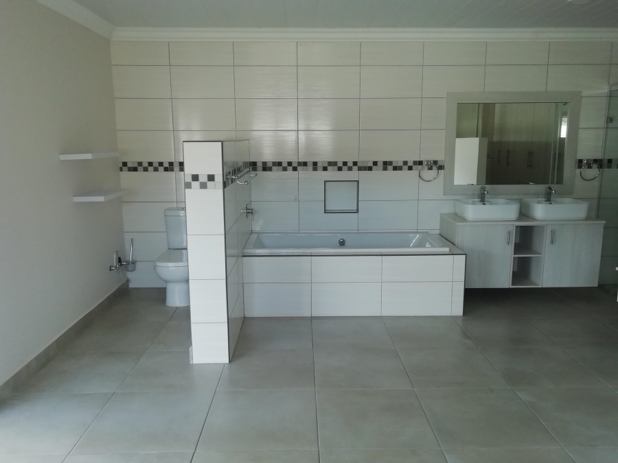 4 Bedroom Property for Sale in Seemeeu Park Western Cape